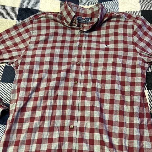 MENS vineyard vines whale shirt sz medium - Picture 3 of 5